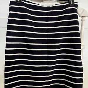 EUC BANANA REPUBLIC soft cotton jersey  navy white striped (4)